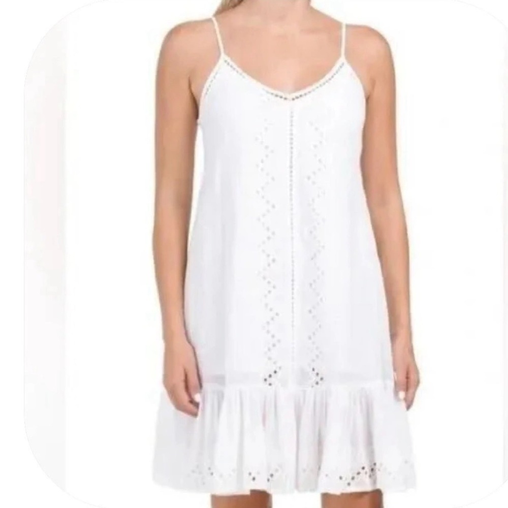 HOUSE OF HARLOW 1960 White Eyelet Dress size Medium Sundress Beach Vacation